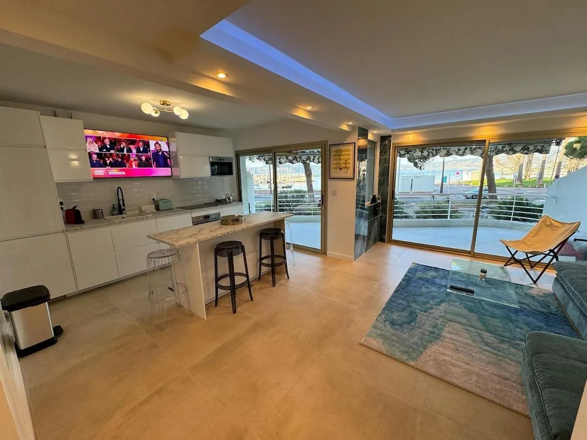 Le Romance - Palm Beach - Sea View - Wi-Fi - Air Conditioning Cannes France